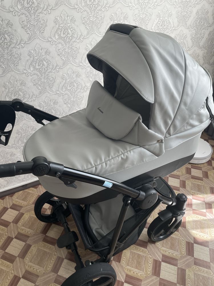 Продам коляску 2в1 в хорошем состоянии.
