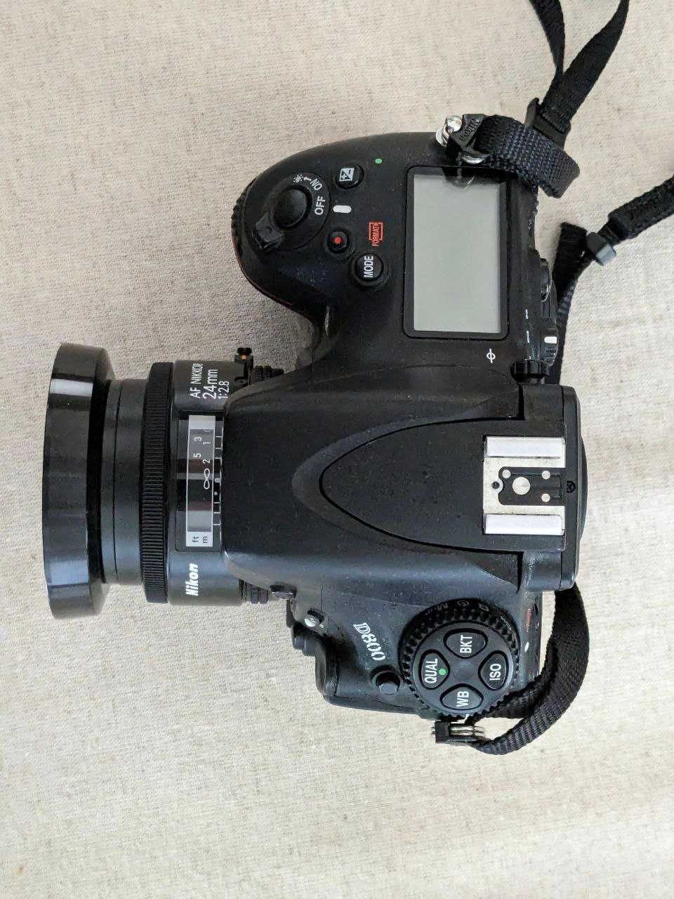 Nikon D800 (SC:14300) и два обектива