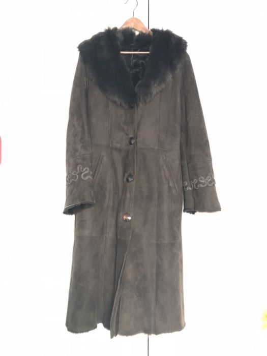 Дамско зимно палто, естествена кожа, размер L