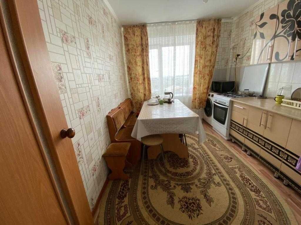 2-комн. квартира, 51.6м², р-н Юбилейный микр.