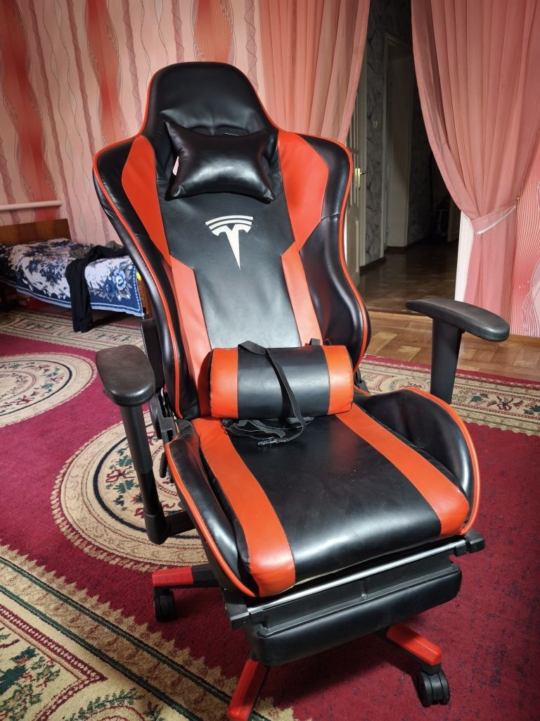 Tesla Kreslo Masaji xam bor