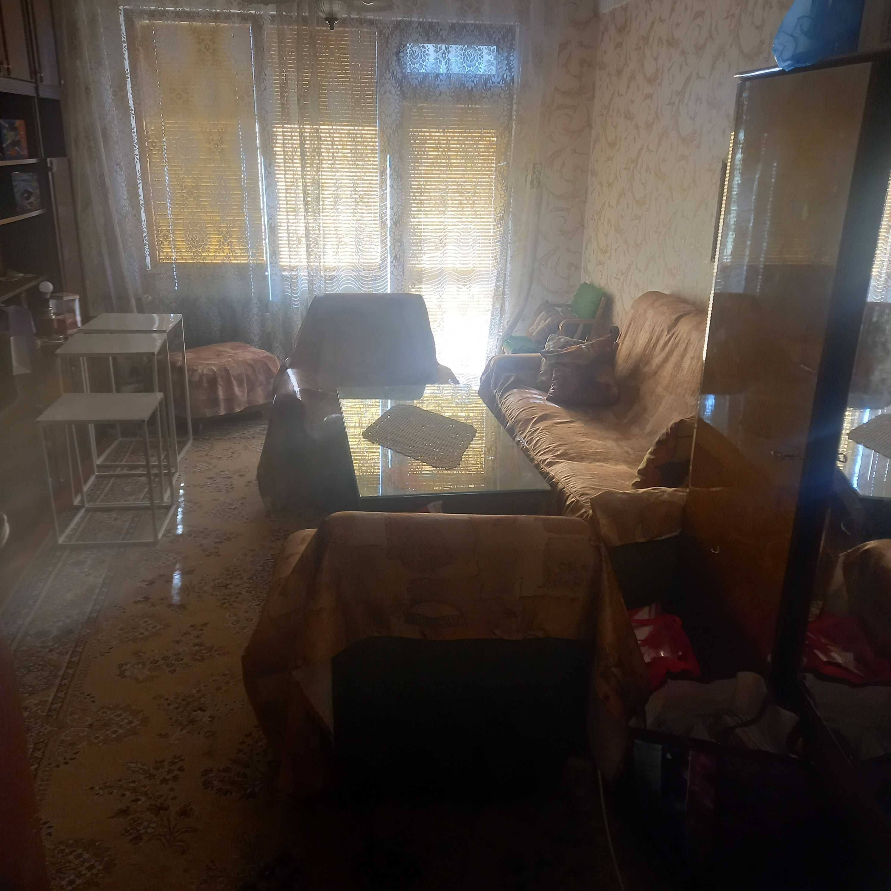 Тухлен апартамент за продан / Идеален център