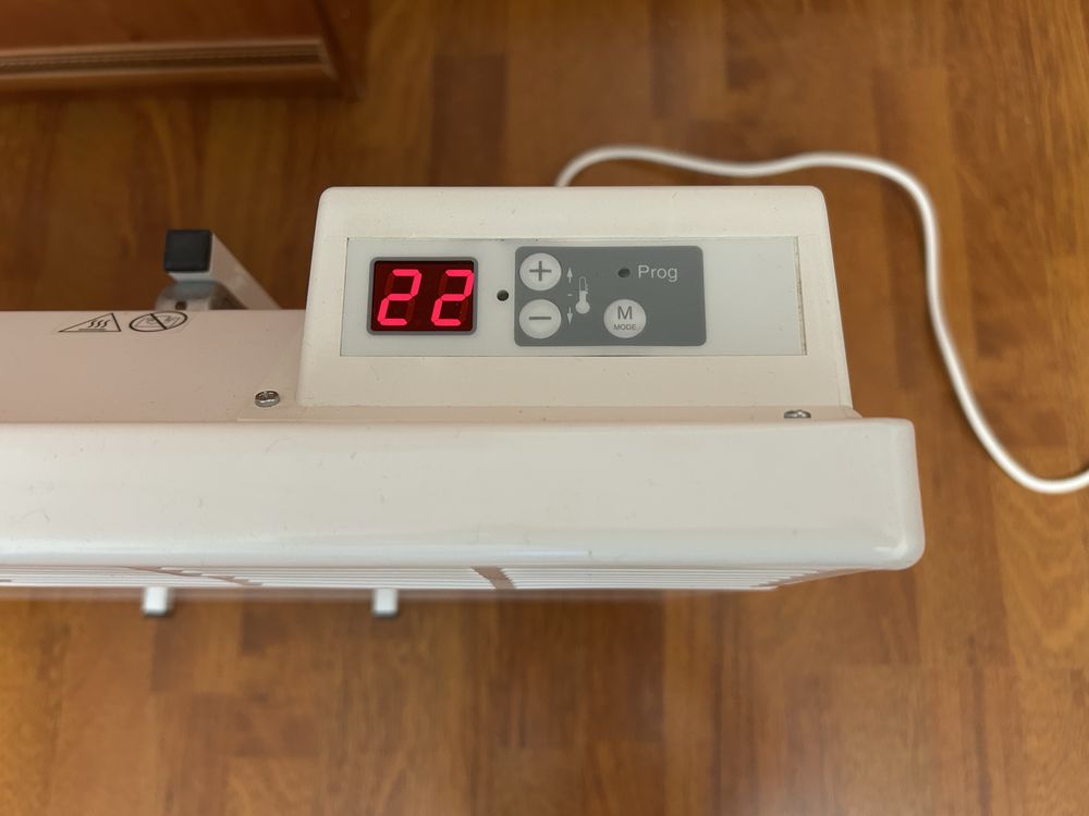 Конвектор Airelec Basic Pro 1500W[ел. термостат/дигитално управление]