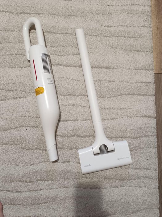 Вертикална прахосмукачка Xiaomi Deerma VC01