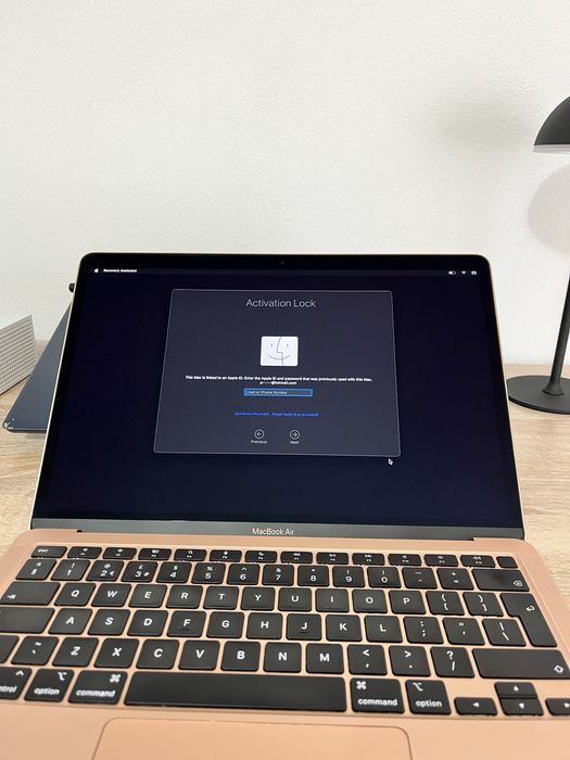 Macbook Air M1 2020 pentru piese