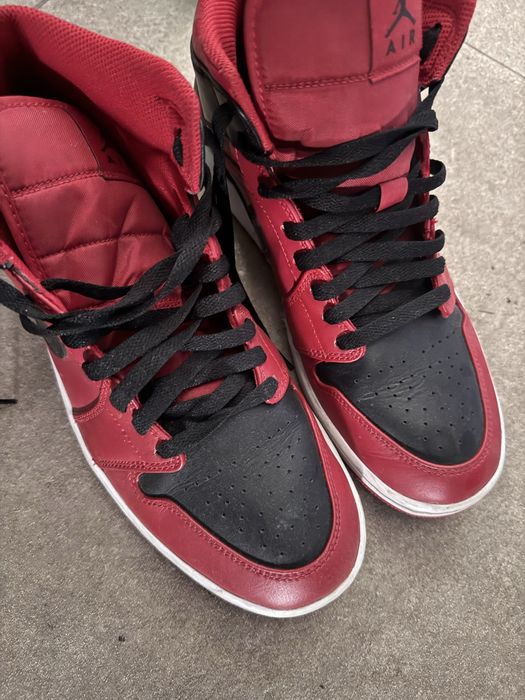 Sneakers Air Jordan mid, black & red