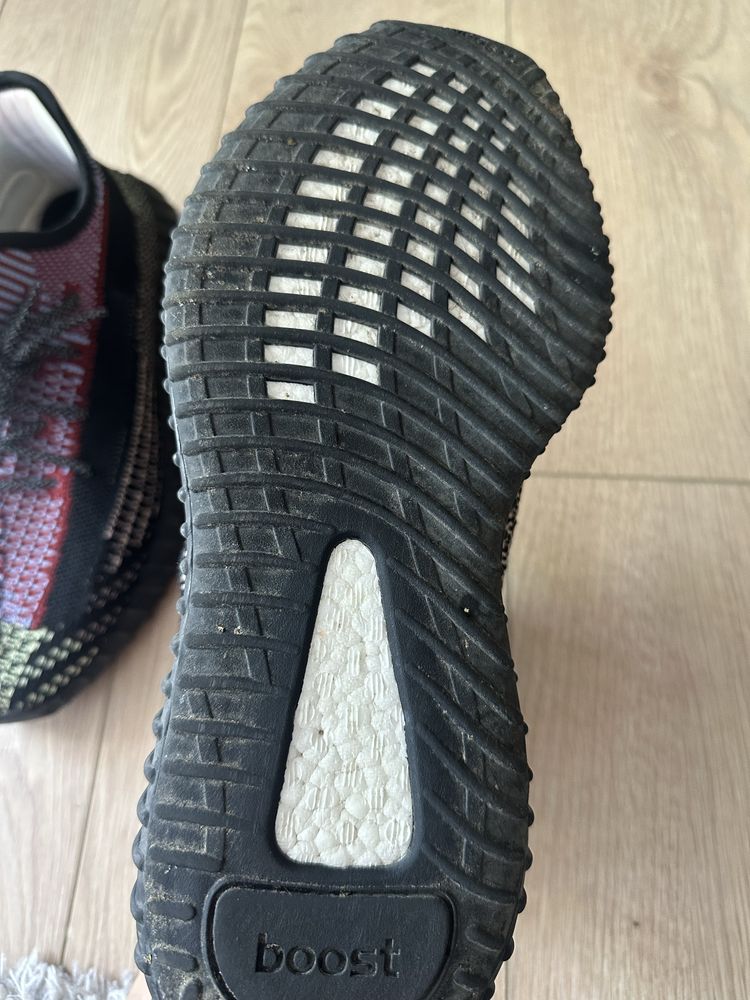 Yeezy 350 V2 YECHEIL