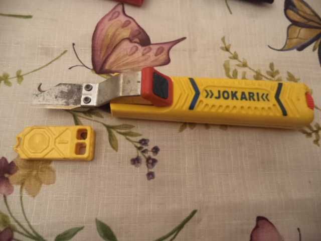 професионални ножове за забелване на кабел