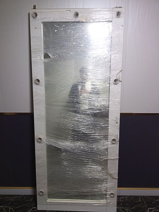 Зеркало на студию с лампой