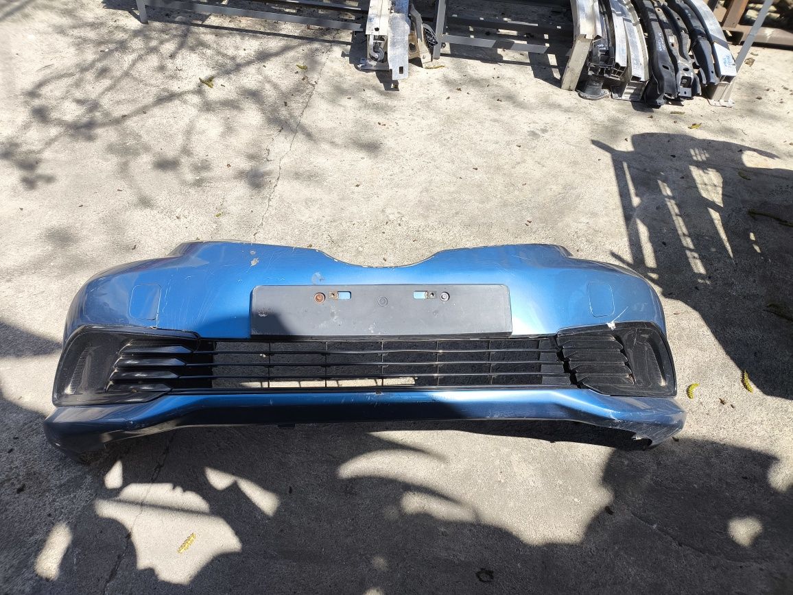 Предна броня за Toyota Auris