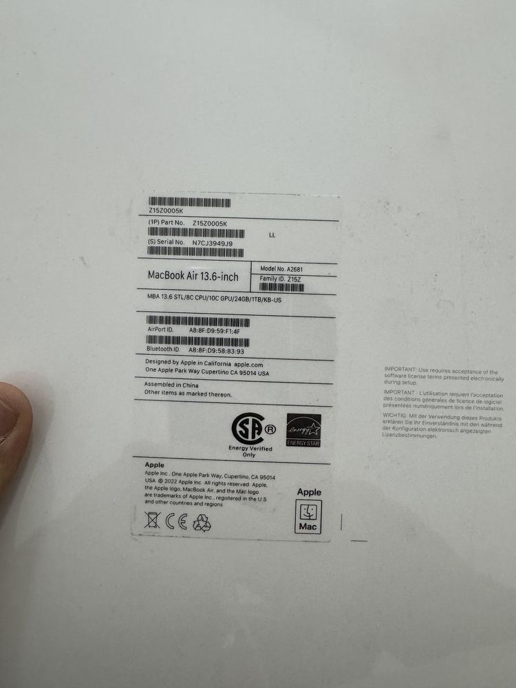 MacBook Air M2 13.6 inch 24 GB 1 TB SDD  STARLIGHT