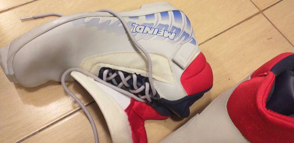 Clapari ski Nr. 41,sistem pridere NNN/NIT/Boots schi de iarna