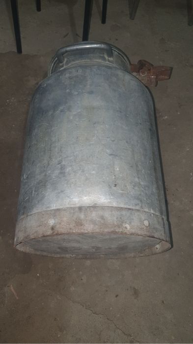 Продам алюминиевые баки емкость по 50 литров