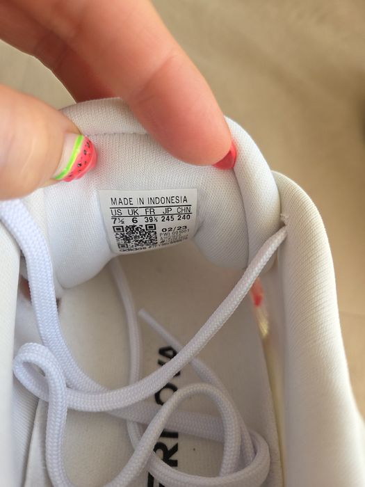 Дамски маратонки adidas