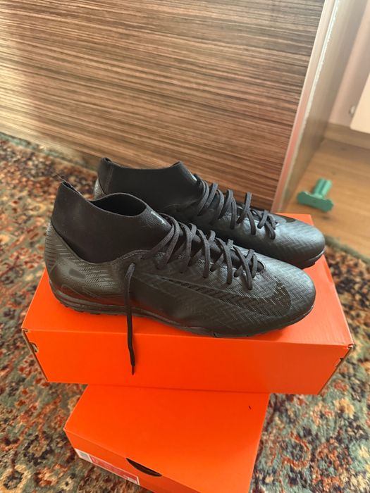 Nike Superfly 10 Чисто нови стоножки 42ри номер (26.5cm)