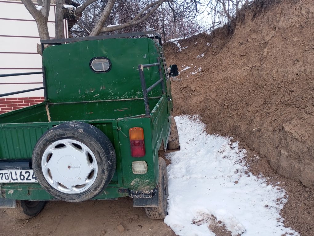 Luaz yuk bop mashina. Srochna sotiladi