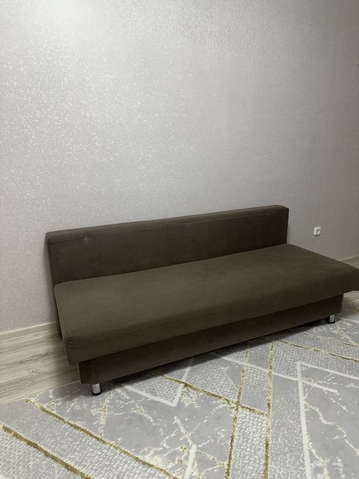 Отдам бесплатно диван