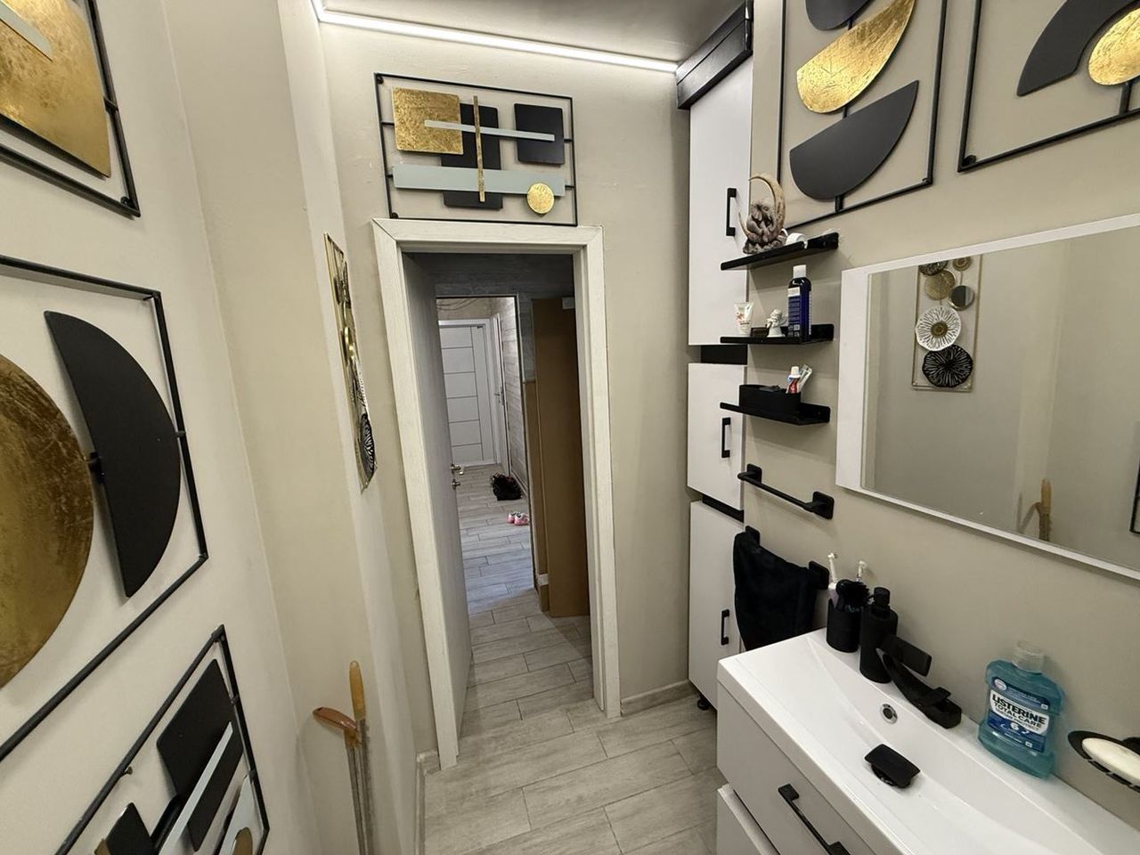 Продава се Тристаен апартамент в София, Младост 1 - 90 кв.м за 2545 €/кв.м - Снимка #12