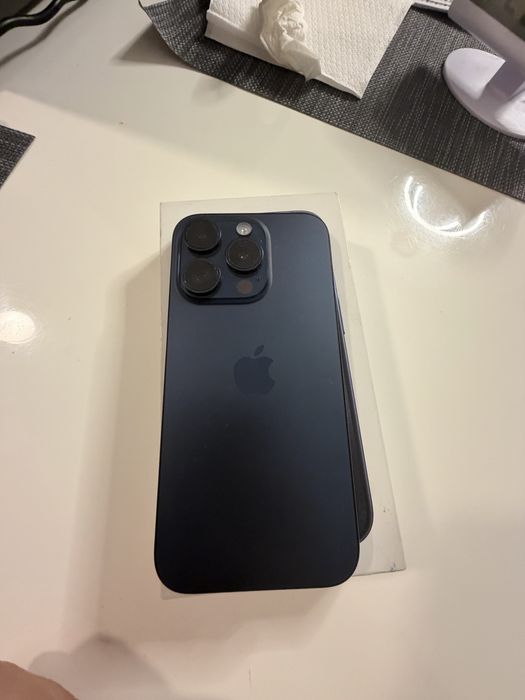 Iphone 15 Pro 128 GB —- CA NOU!