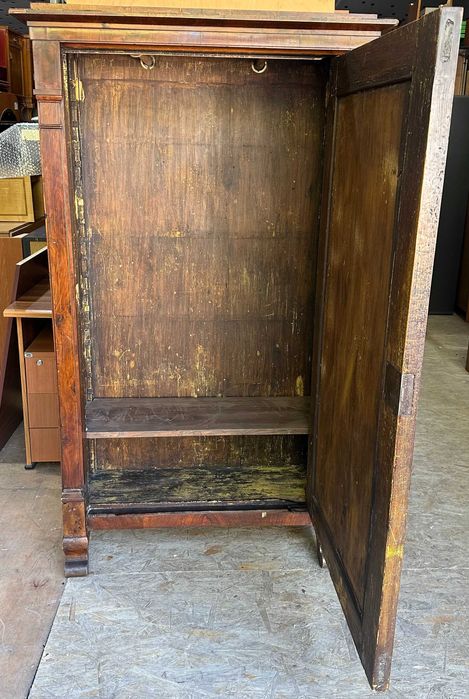 Dulap Vintage Stil Biedermeier cu furnir de nuc; Dulap lemn masiv