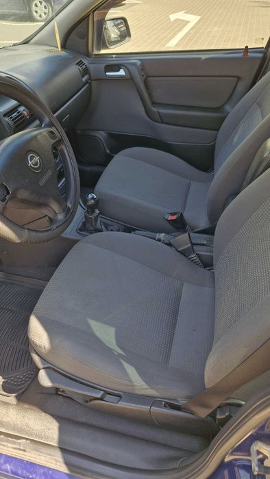 Vând urgent autoturism