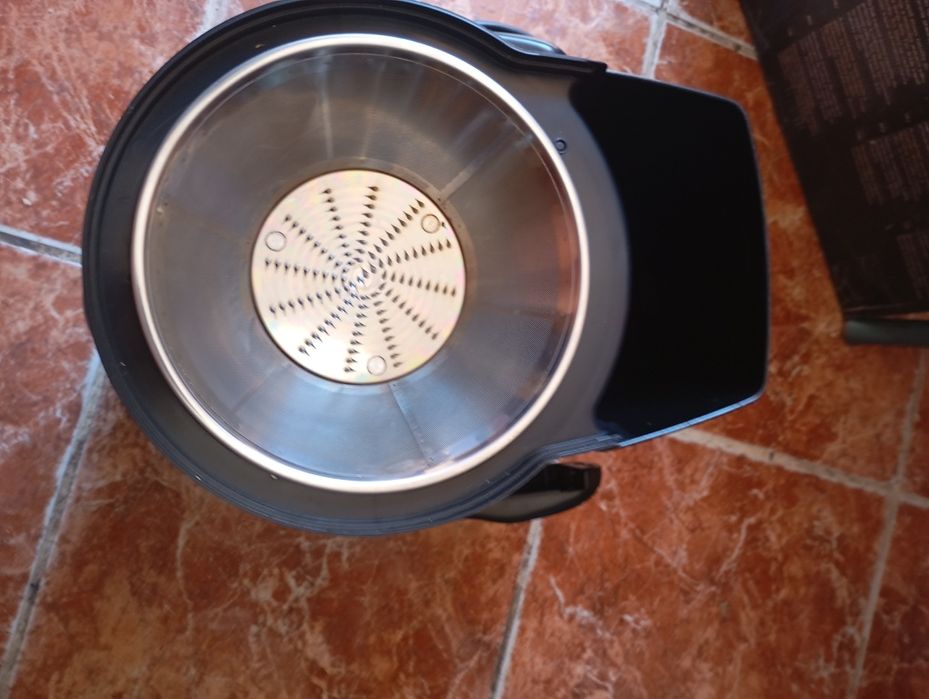 Storcător de fructe