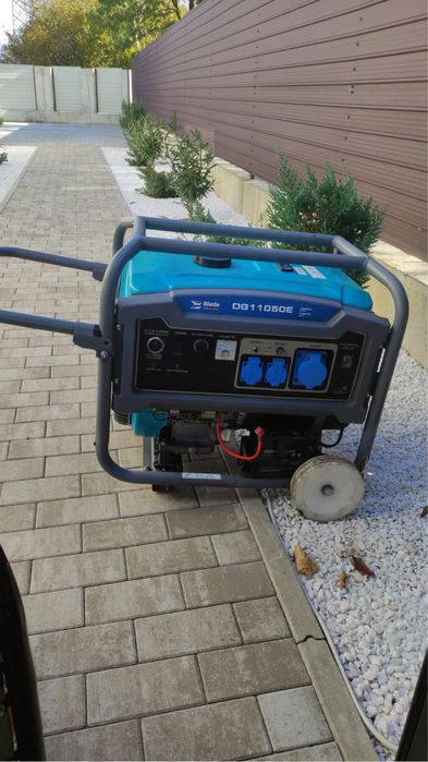 Generatoare de curent industriale pe benzină