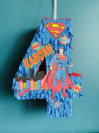 Супермен пинята Superman