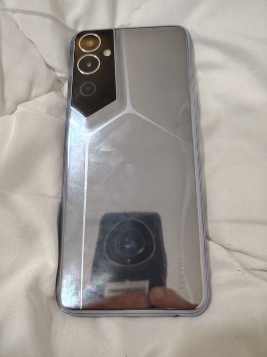 Срочно продаю Tecno pova nova2