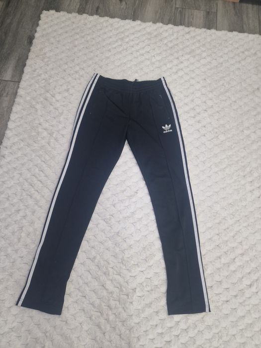 Pantaloni  adidasi S