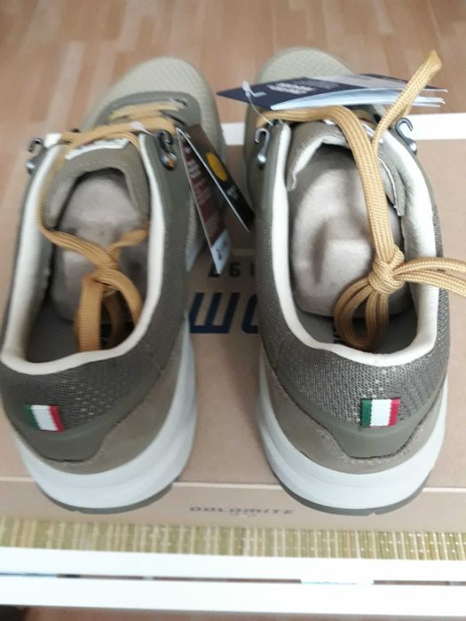 Semighete drumetii Dolomite.