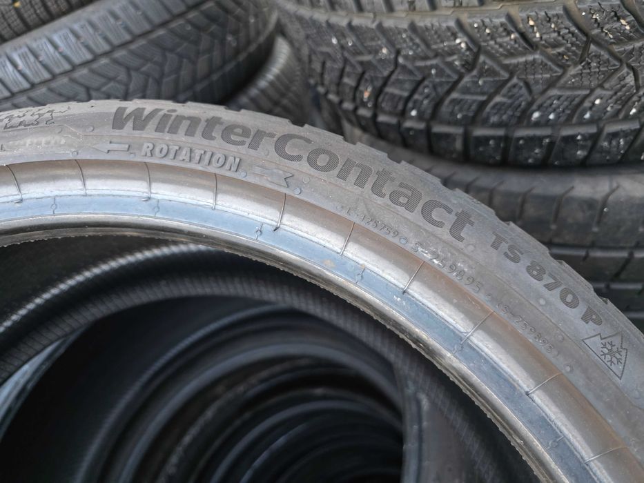 2бр Зимни гуми 235 35 19 - Continental