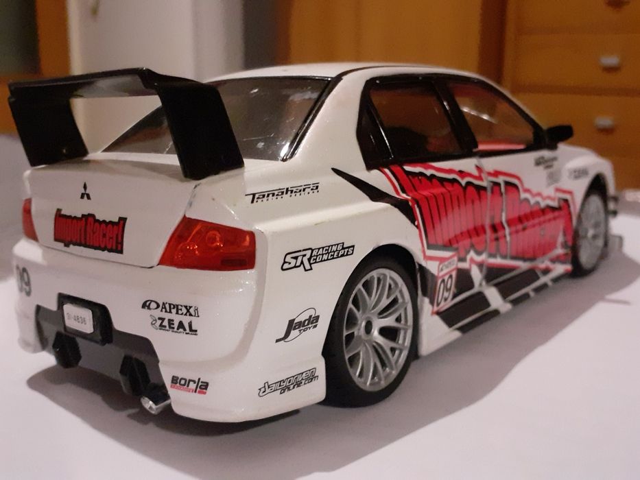 Macheta Mitsubishi Lancer Evo 8 - 1/24 Jada