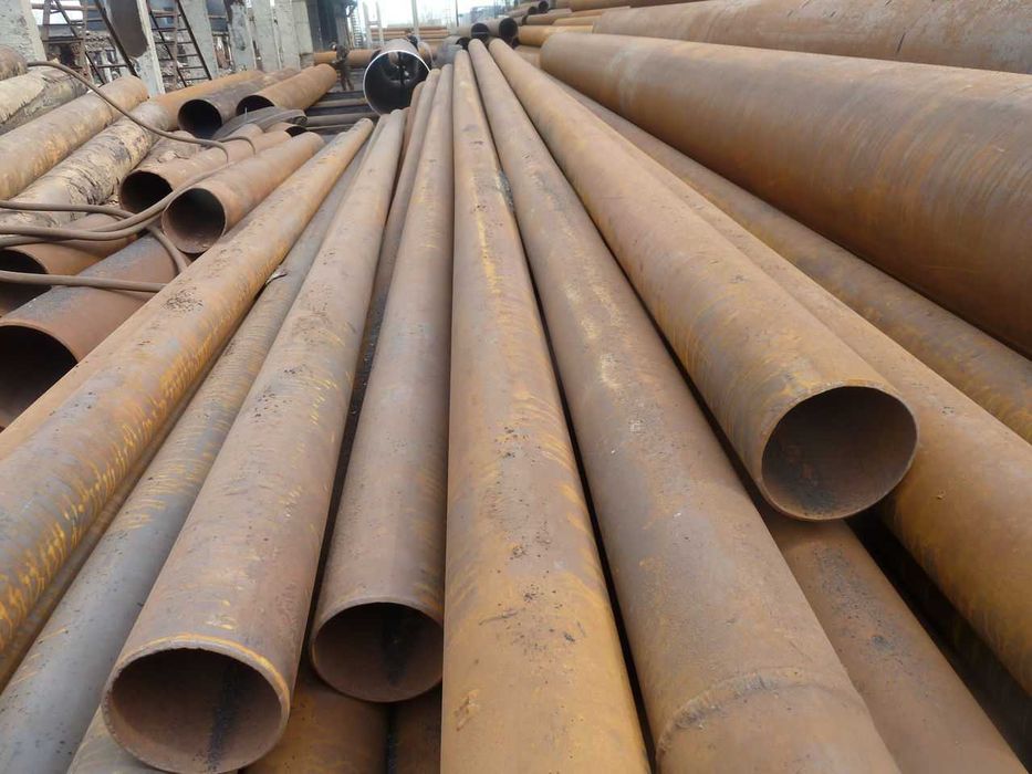 Продажа стальная трубу б/у различного диаметра бу трубы на складе!