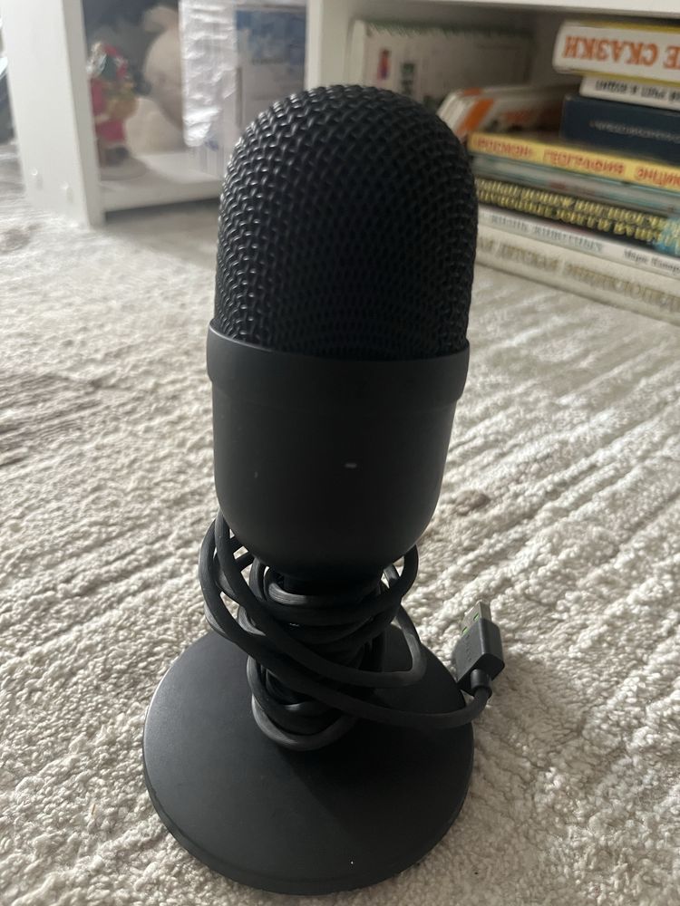 Микрофон Razer RZ19