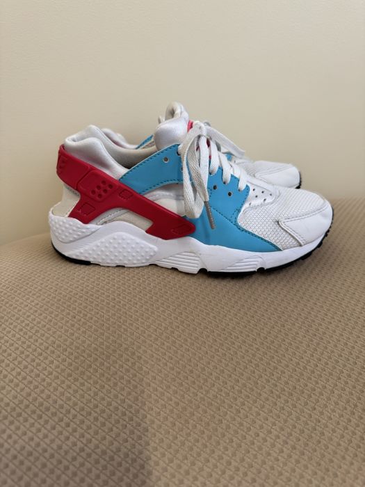 Детски маратонки NIKE AIR HUARACHE 35,5