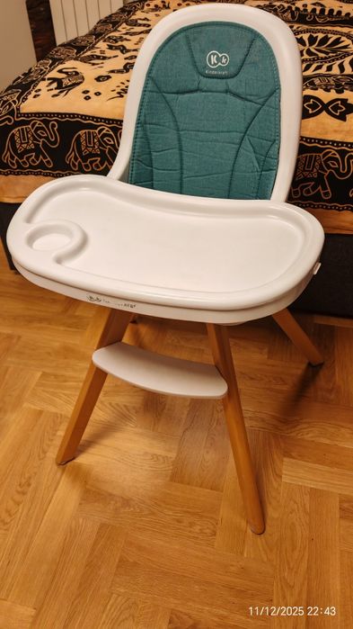 KinderKraft TIXI столче за хранене