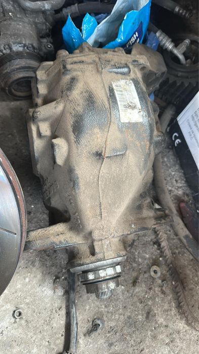BMW F30 БМВ Ф30 м340i 340и диференциал