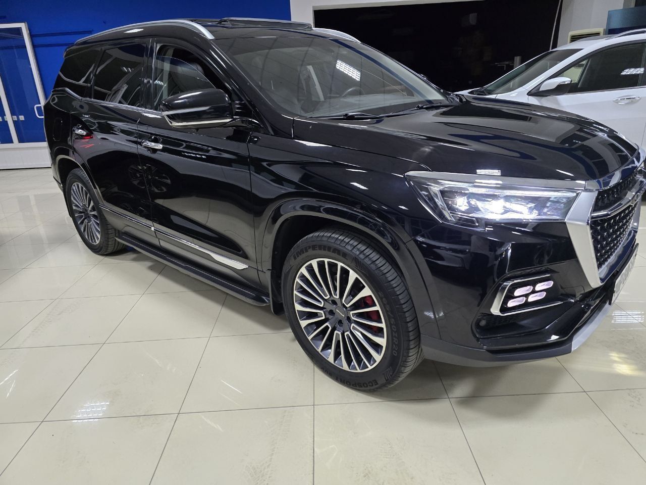 Jetour x95 sotiladi