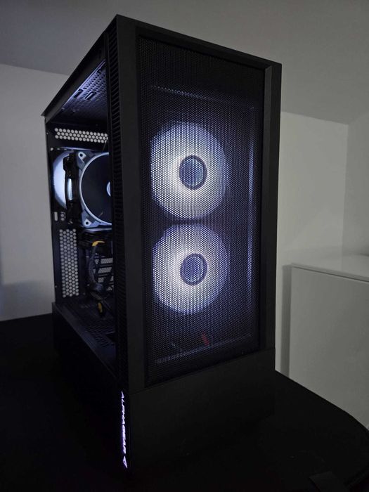 Vand PC Gaming Intel i5-11400f, RTX 3060 OC 12GB, 32GB RAM, Sursa 700W