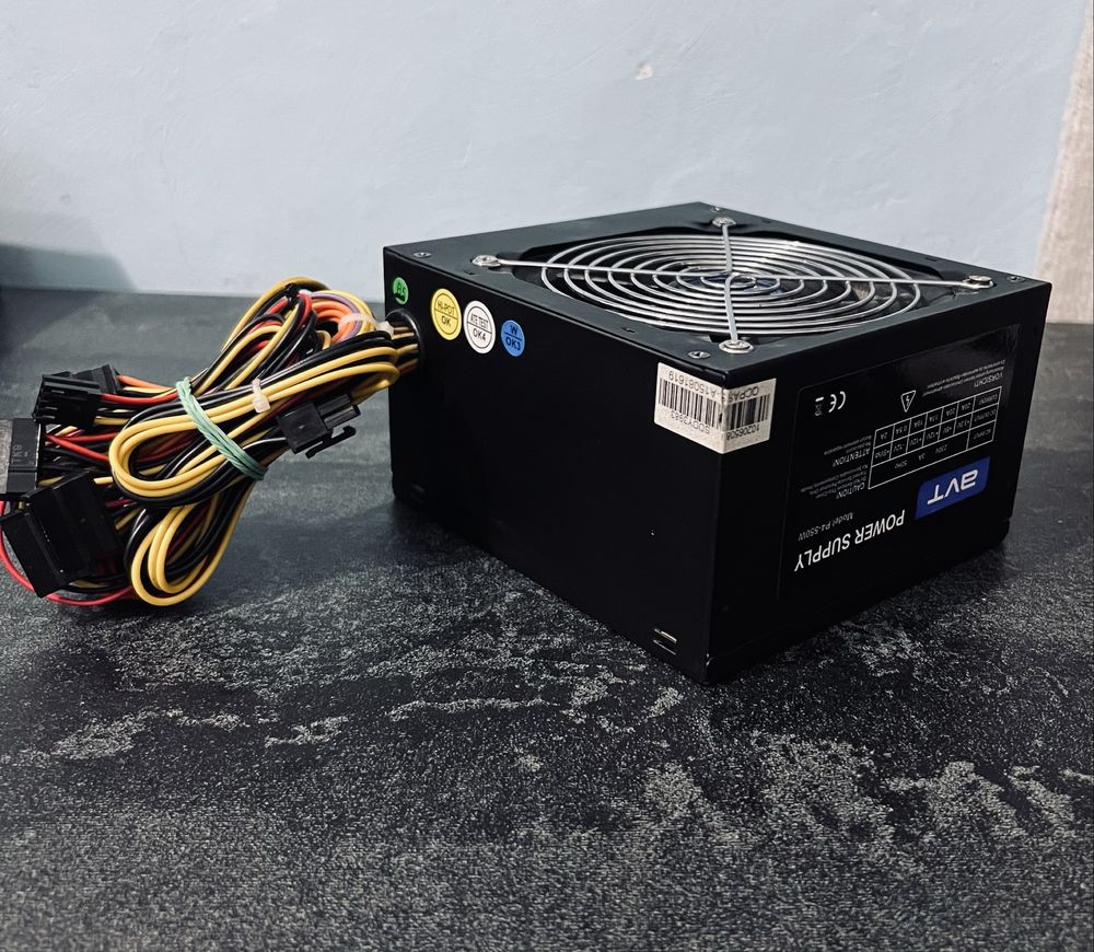 Блок питания AVT 550W cpu-4+4pin, vga-6+2pin