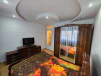 Vand apartament 3 camere