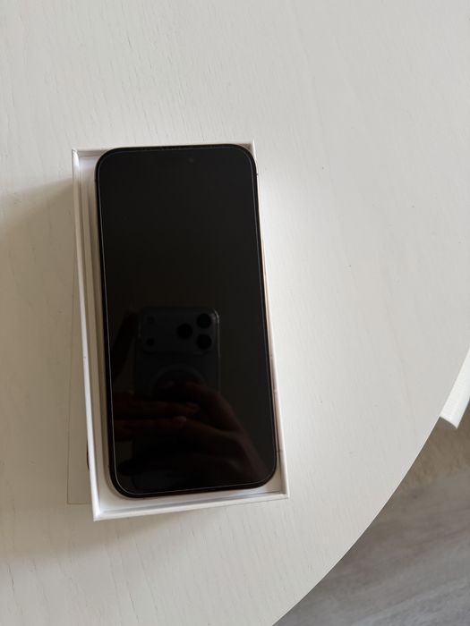 Iphone 16 Pro Max 256GB в отлично състояние