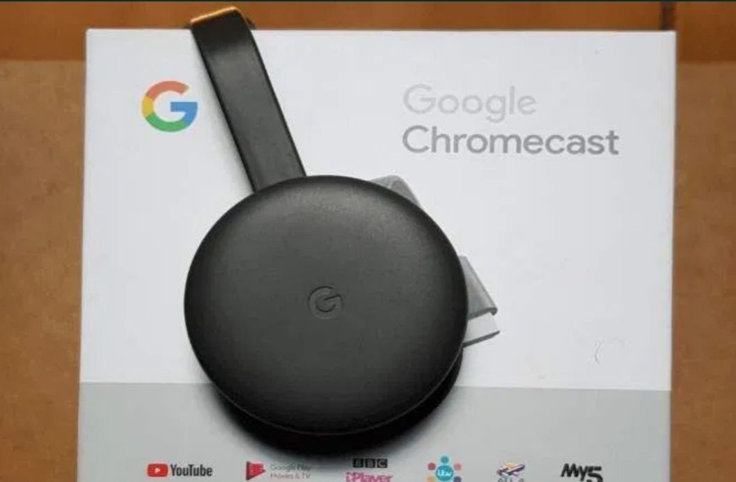 Google Chromecast-потоковое устройства с кабелем HDMI