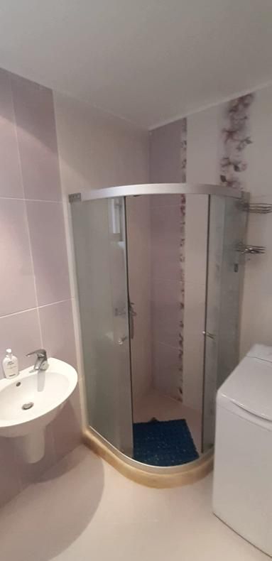 Двустаен апартамент в кв. Чайка