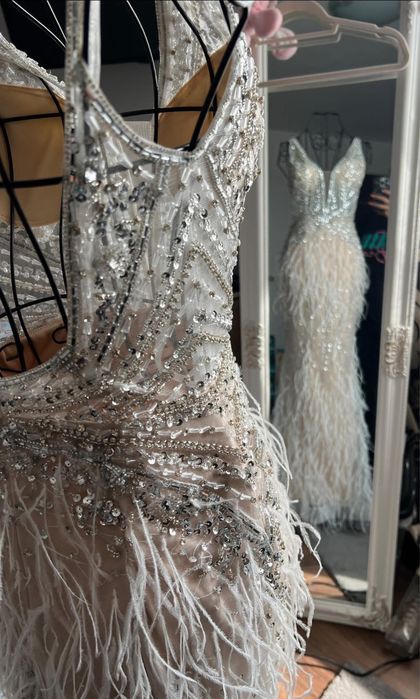 Rochie ocazie bijuterie