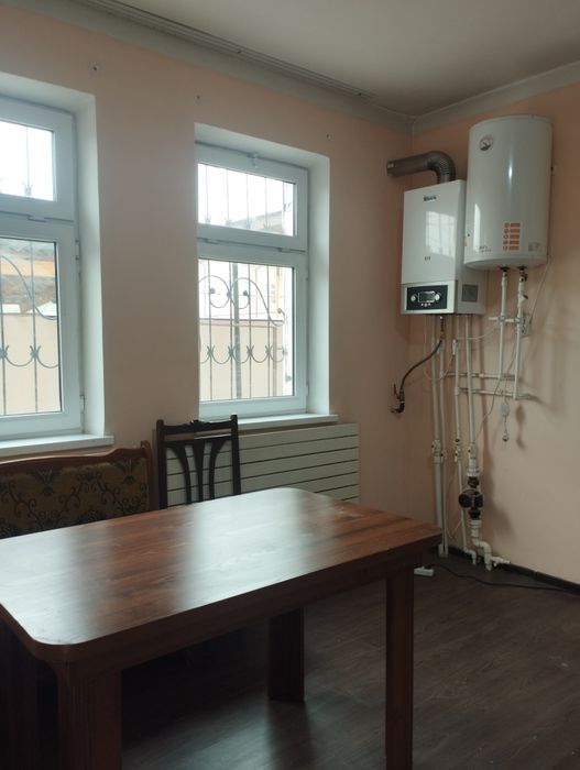 Уй сотилади. 4 сотих. без посредников