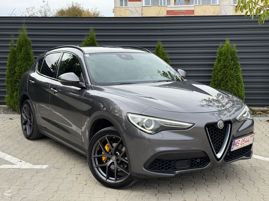 Alfa Romeo Stelvio Veloce