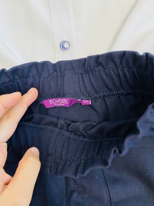 Продам школьную форму девочке 128 размер