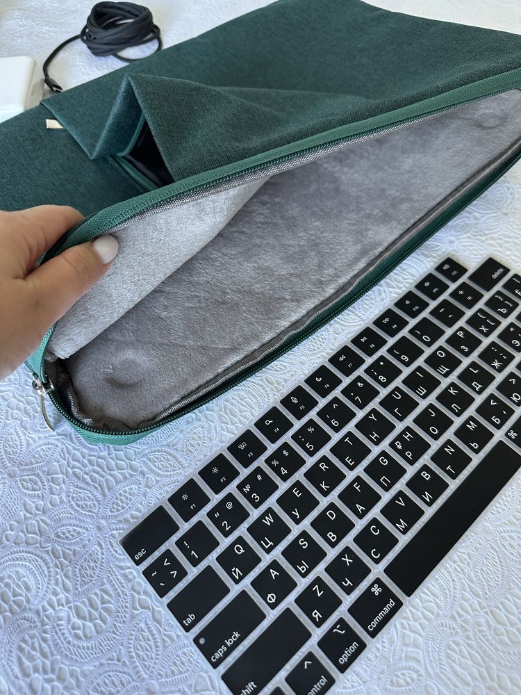 Продам Macbook Pro 16 M4 2024